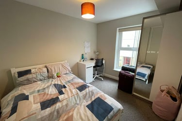 9 bed flat, 3 Camden Street, Greenbank, Plymouth, PL48NW - Image 5